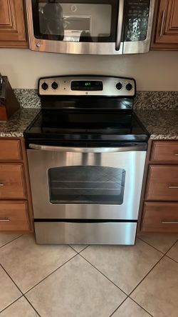 GE Electric Range