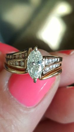 Diamond engagement ring / wedding set
