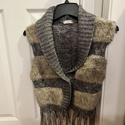 Women’s Cute Warm Hand Knitted Vest With Fur Inserts . Size M