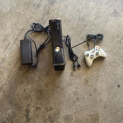 Xbox 360 With One Controler