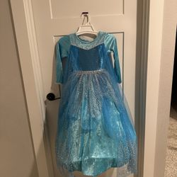Halloween Costume Elsa Dress $5