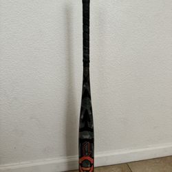 🚨 Attention Gamers! 🚨 Easton Mav1 Alloy Bat – Ready for a New Home!