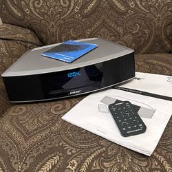 BOSE WAVE MUSIC SYSTEM IV SILVER