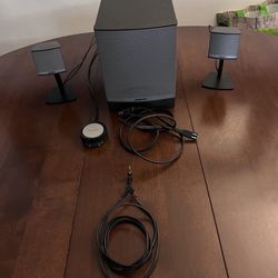 Bose Companion 3 Series 2 Speakers for Sale in Queens, NY