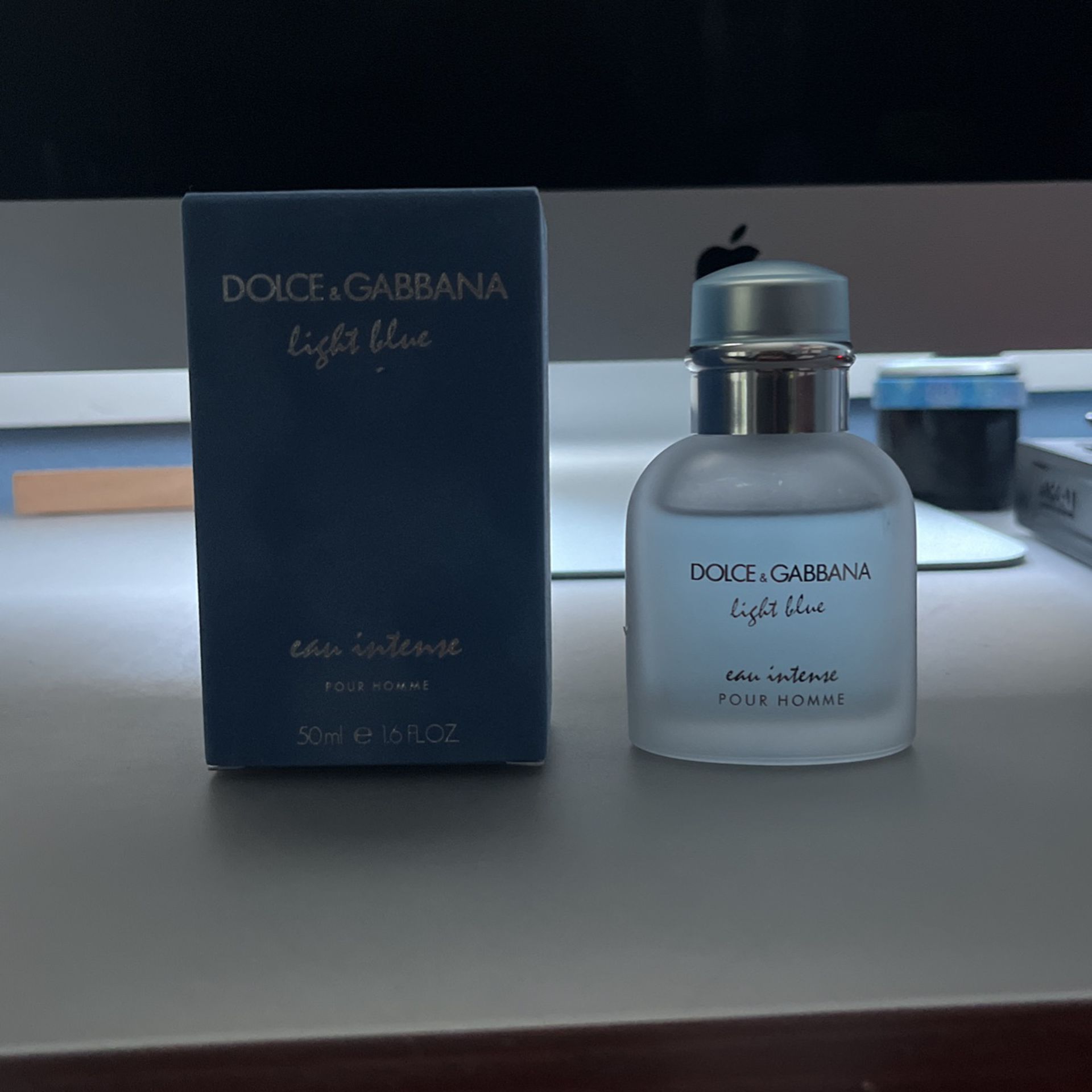 Dolce Gabbana Light Blue Eau Intense Cologne 