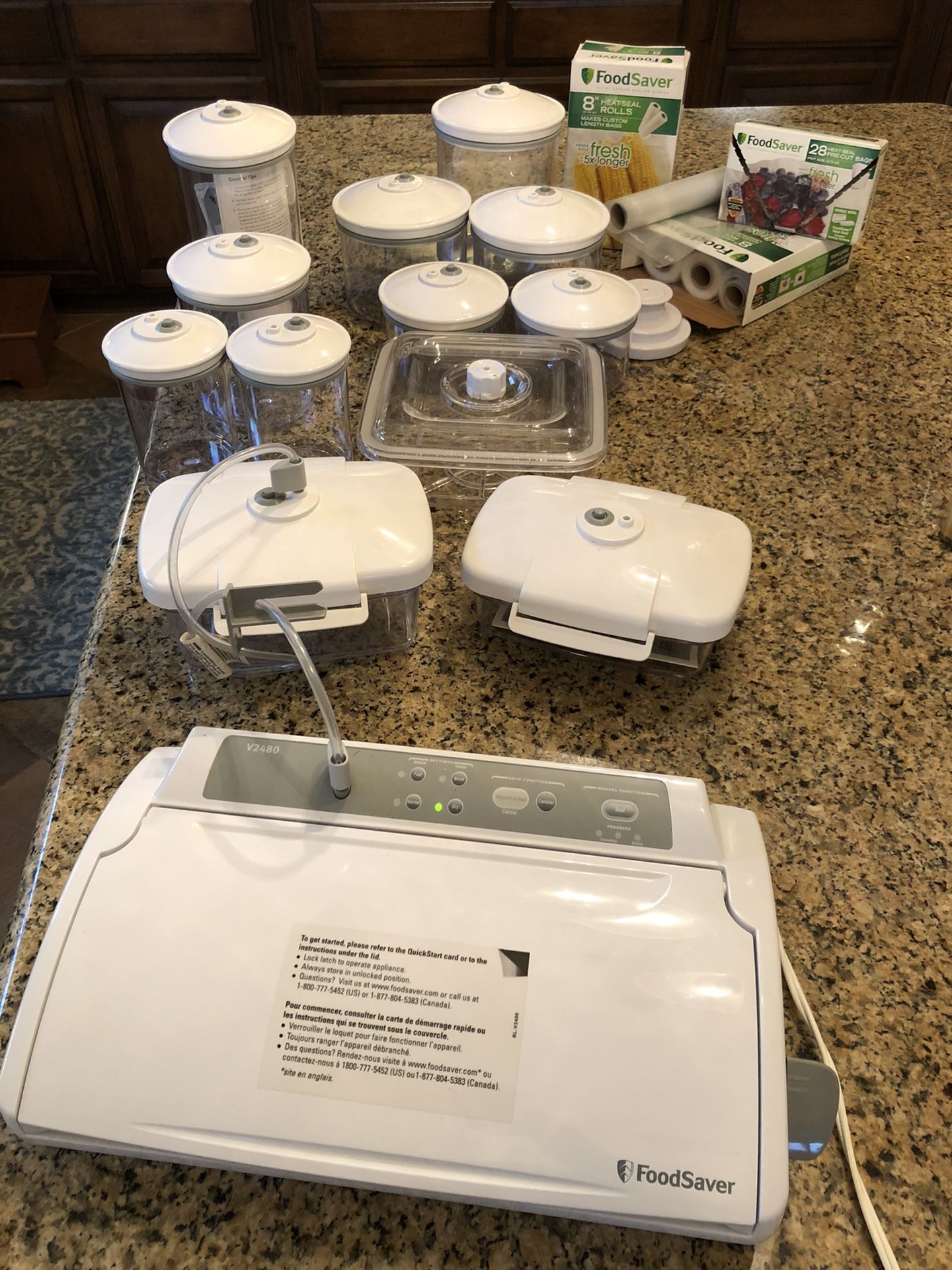 FoodSaver V2480 Vacuum Sealer, , Canister Seal 9 piece Set, Jar Sealer