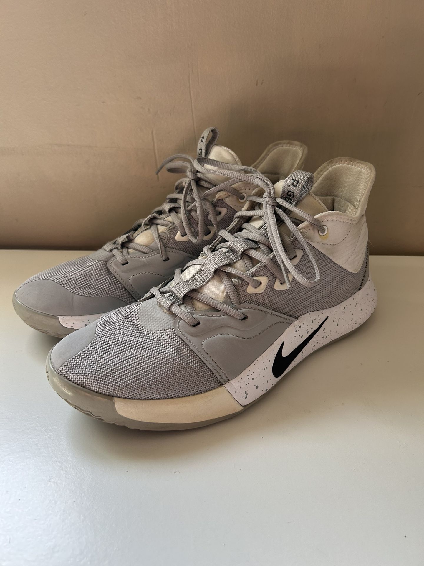 Nike PG TB Paul George Basketball Shoes Size 11