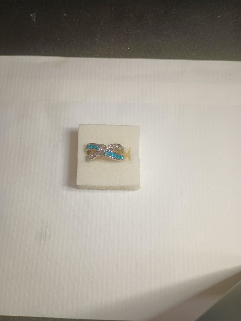 Silver Tone Ring With Blue And Clear Simulated Stones Romantic Bow Ring
