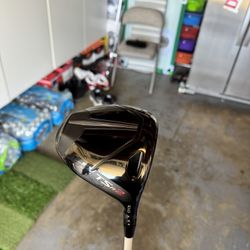 Titleist TSR2 10 Degree RH/Ventus Velocore + White 40S 