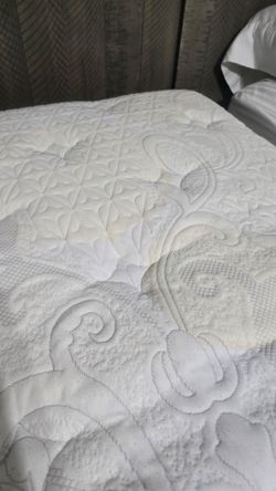 Twin matress