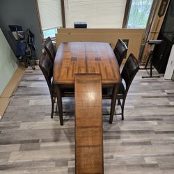 5 Pc. Dinning Room Set (Bar Height)