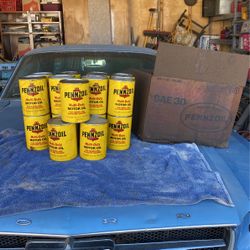 Vintage Pennzoil 30 Weight. 