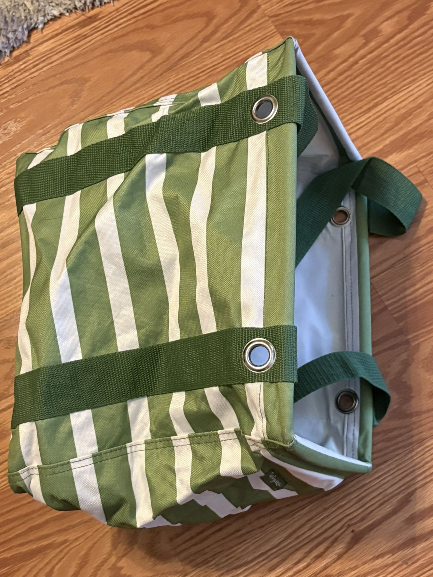 New thirty One bags