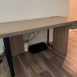 Free Desk 