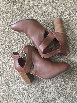 Size 11 women boots