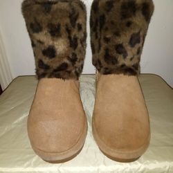 Bearpaw light brown with leopard fur