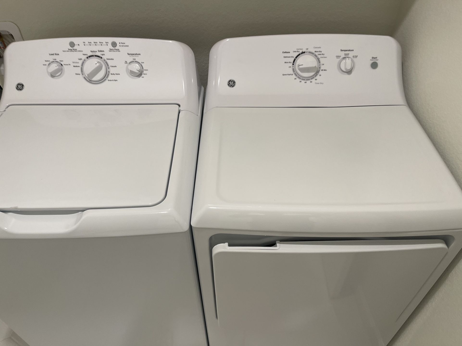 NEW GE  Washer And Dryer / Never Used 