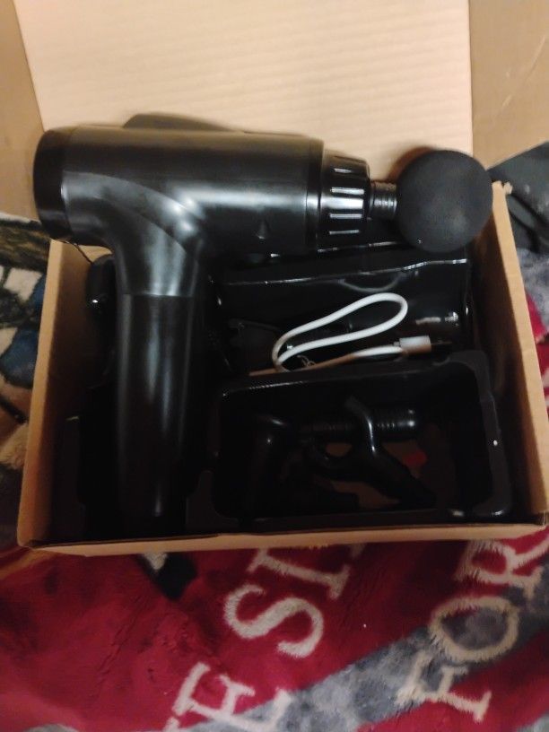 Massage Gun And Att.