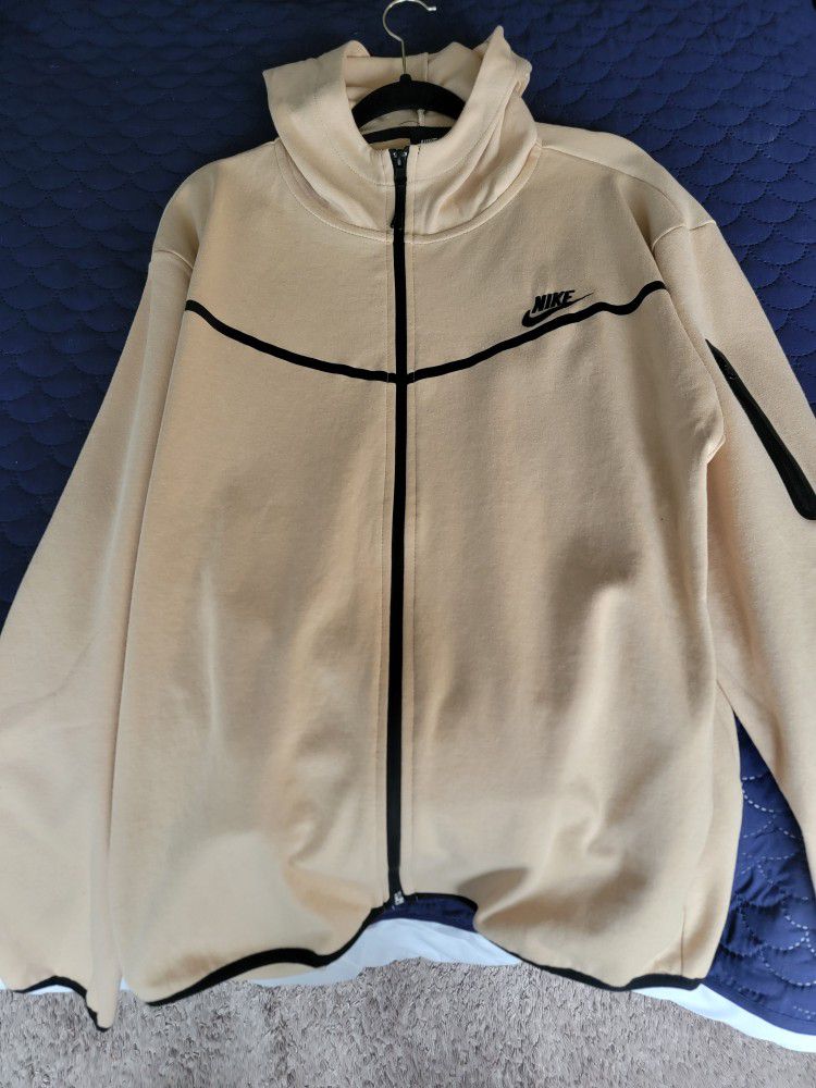 Nike Tech Suit (Jacket & Pants ) 50.00