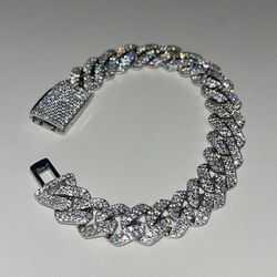 diamond Bracelet (Passes all testers!!)