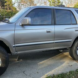 2002 Toyota 4Runner 2WD SR5 Sport Utility