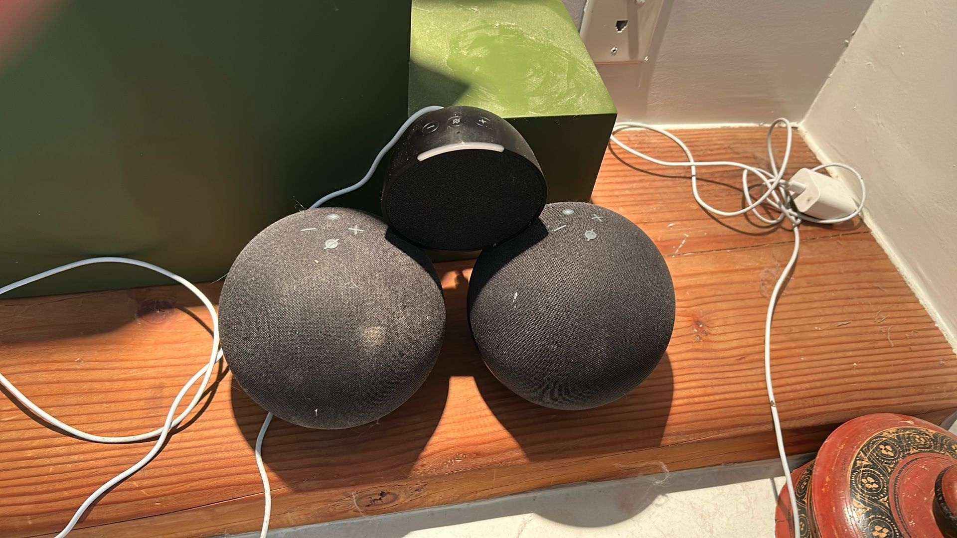 2 Echo Dots And 1 Echo Pop 