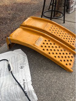 Heavy-Duty Steel Car Ramp