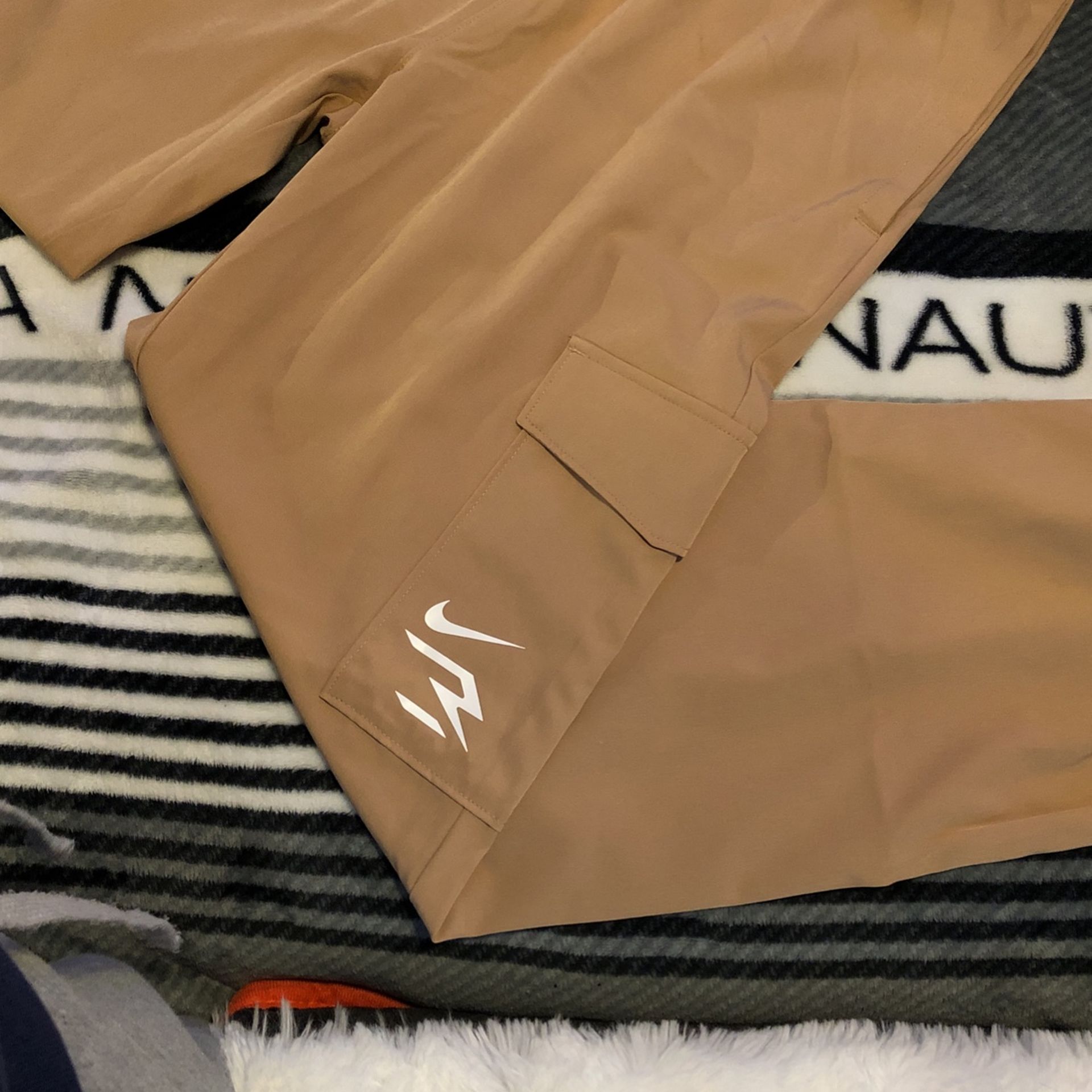 Nike XL In Kids Pants