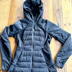 Lululemon Insulated Jacket Down PrimaLoft Women’s Small