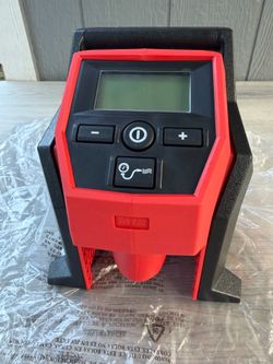 Milwaukee M12 12-Volt Lithium-Ion Cordless Electric Portable Inflator (Tool-Only)