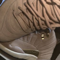 Jordan 12s size 8(worn 1 time)