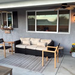 Wicker Couch,2 Chairs,2end Tables