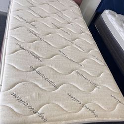 Twin Mattress 