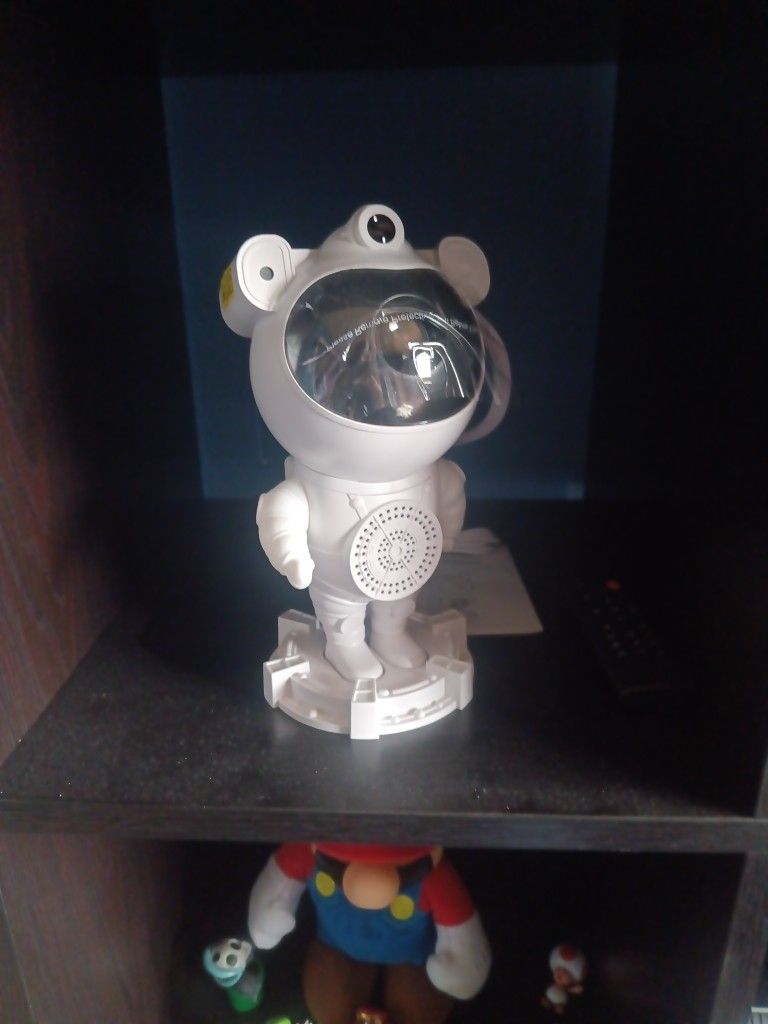 Astronaut Night Light