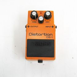 BOSS DS-1 Distortion Guitar Effect Pedal