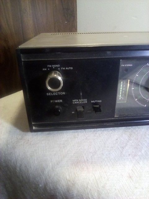 Sansui Stereophonic Tuner