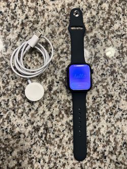 Apple Watch Series 8 GPS + cellular 45mm - some Scratches - Battery 100%