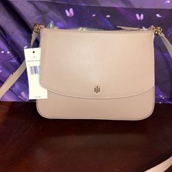 Tan Tommy Hilfiger Crossbody 