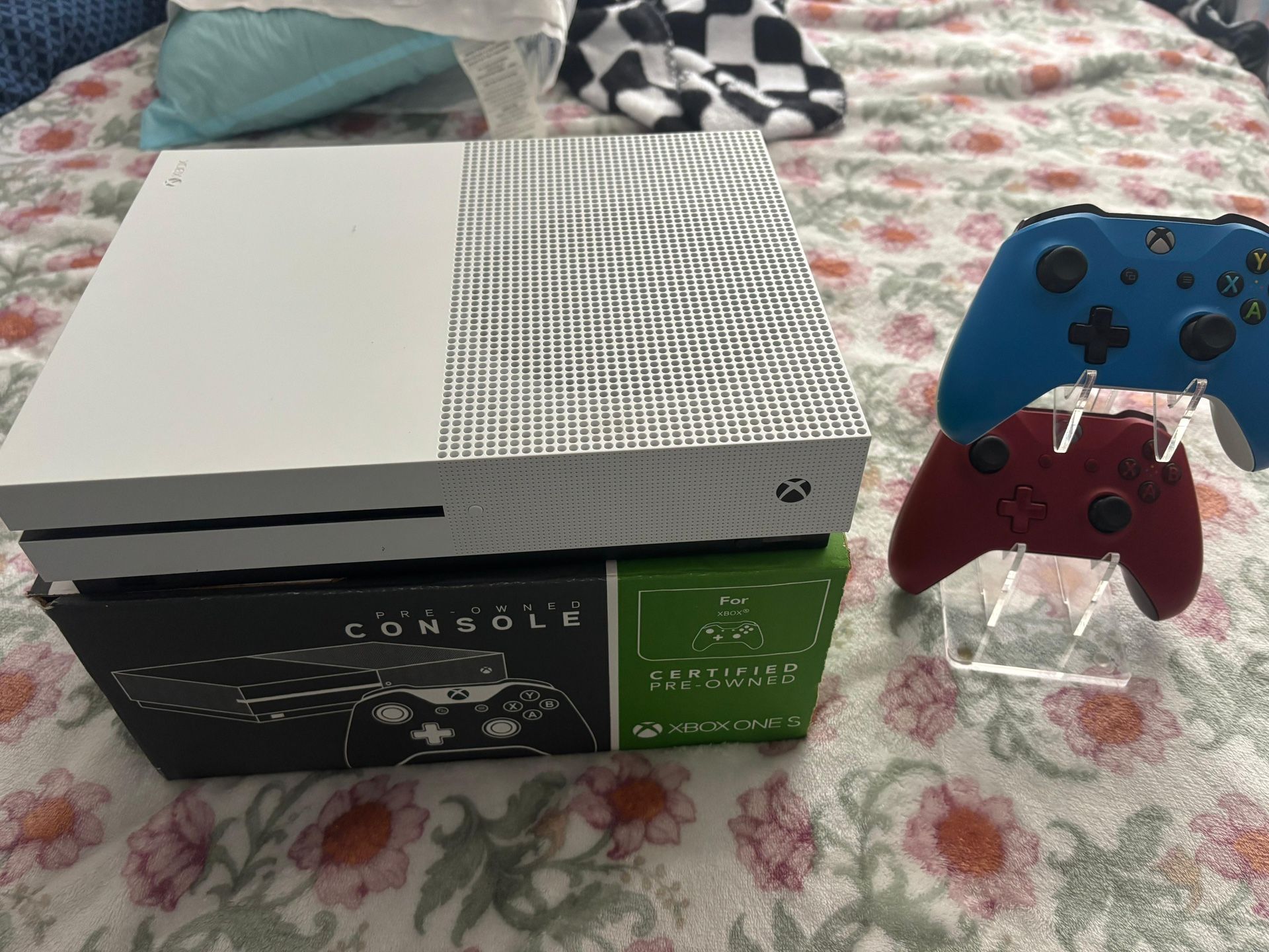 Xbox One S