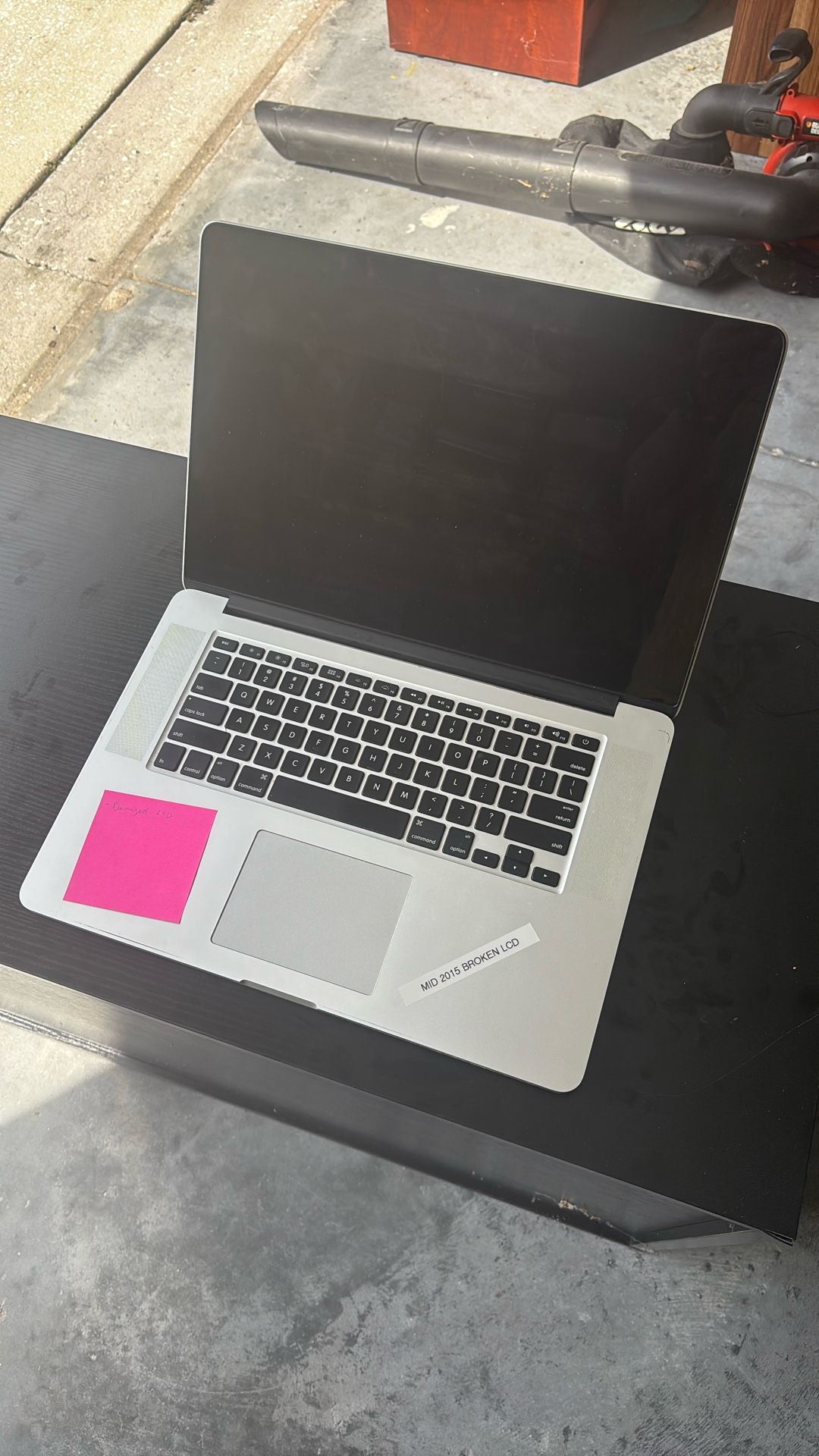 Damaged LCD A1368 15” MacBook Pro