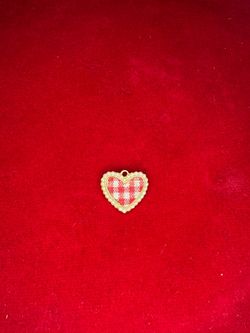 Costume jewelry Heart-Shaped Charm with Plaid Enamel Detail