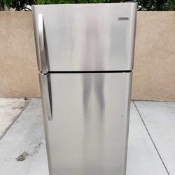 Frigidaire Refrigerator stainless steel 18cu Ft 30x30x66🚨👍3 MONTHS WARRANTY