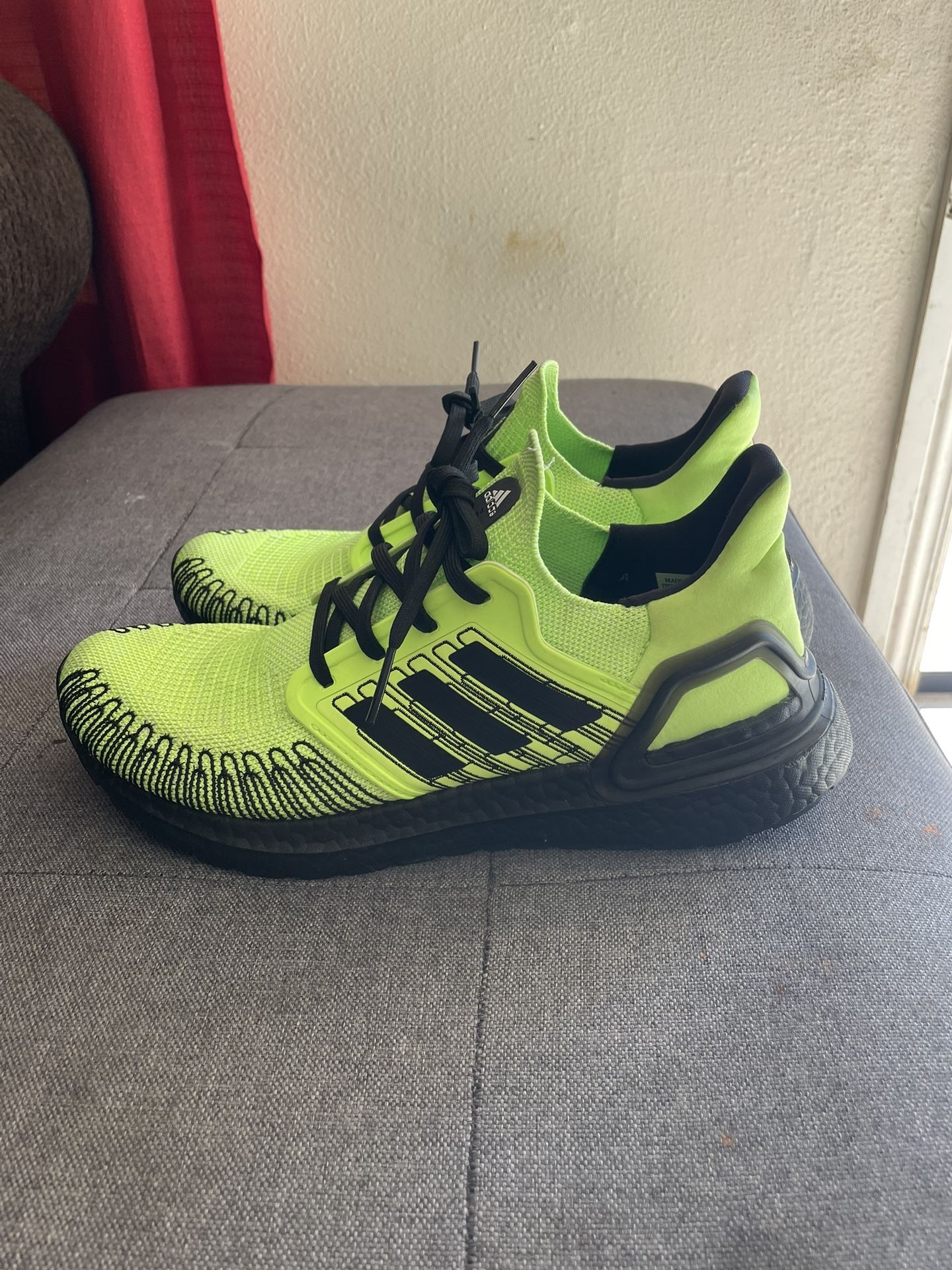 adidas Men's Ultraboost 20