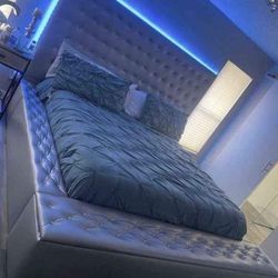 Bedroom Furniture Set