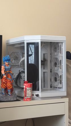 High-End White Gaming PC – Ryzen 7 9800X3D + RTX 5070