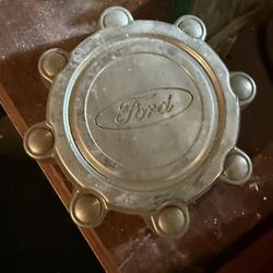 Ford Oem Center Cap 8 Lug 