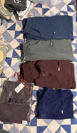 Figs scrub pants andas tops