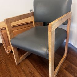 Chair -Mid Century Modern, Oak