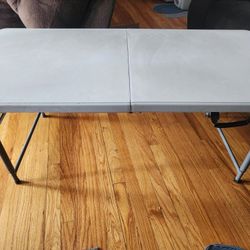 Foldable Table