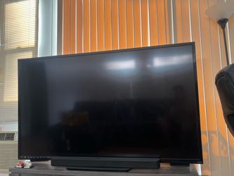 Vizio 70 inch tv with remote